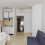 شقة Rogulj *