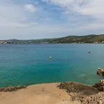 شقة Rogulj