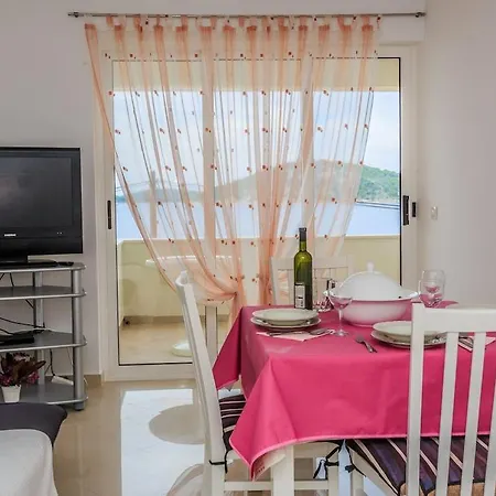 Apartment Rogulj *