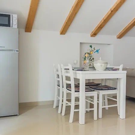 Apartment Rogulj Rogoznica (Sibenik-Knin)