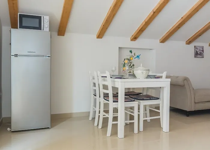 Appartement Rogulj Rogoznica (Sibenik-Knin)