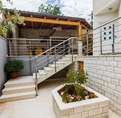 Appartement Rogulj *